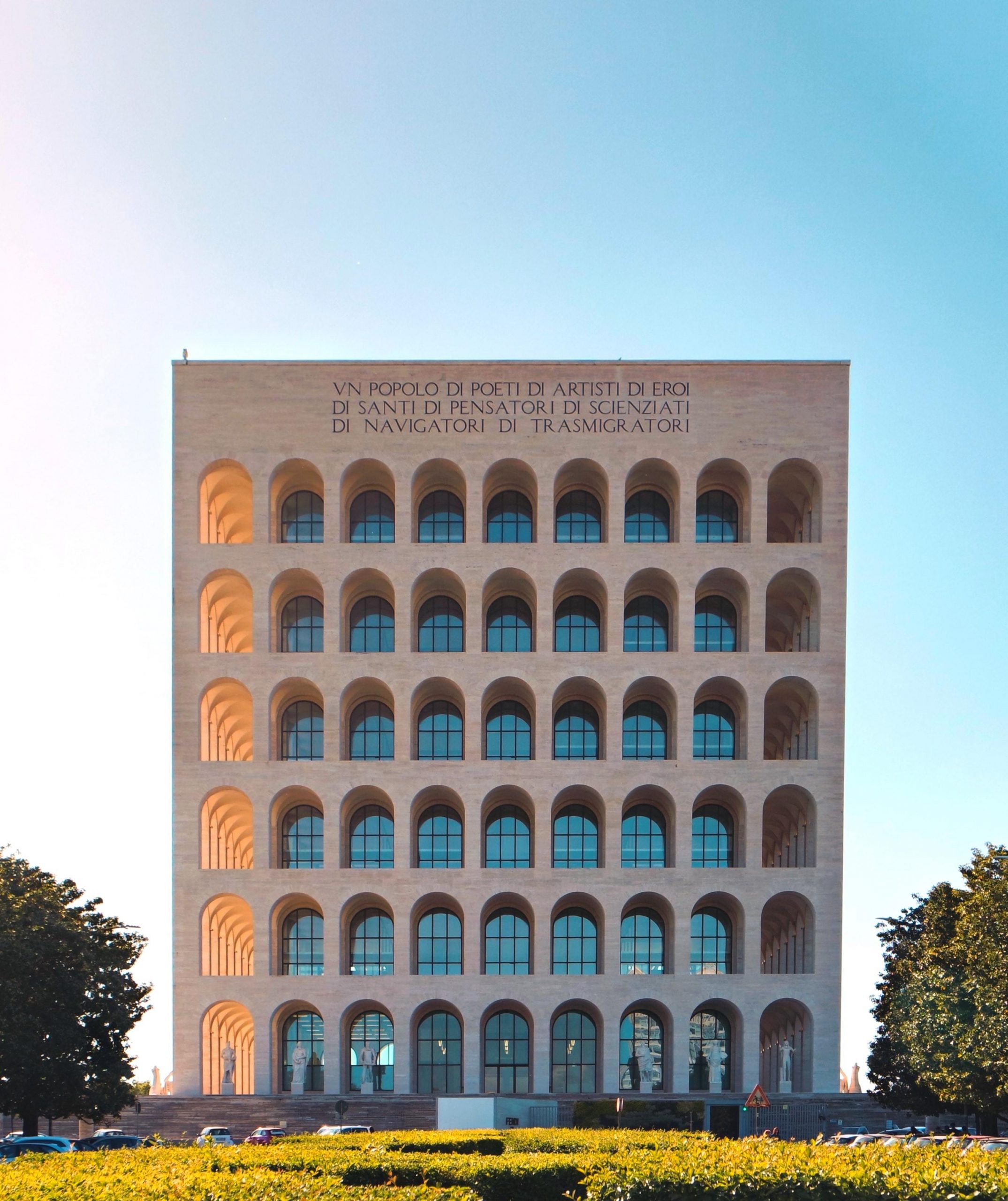 Totalitära arkitektoniska stilar